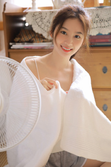 偷偷在线观看免费高清电视剧